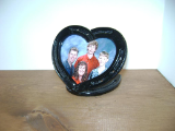 Single heart shaped picture frame.